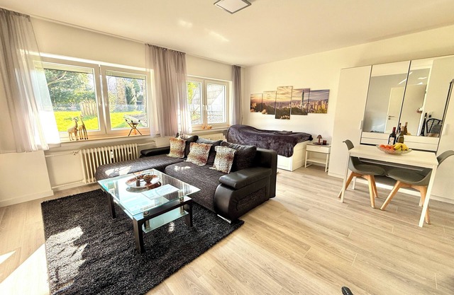 Cozy apartment with a view of the countryside near the trade fair