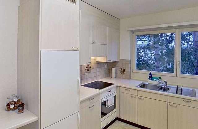 Cozy & Basic 4-Bedroom Stay Near Zurich