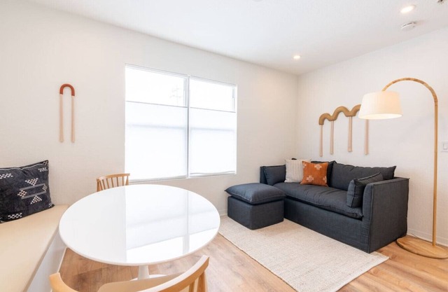 Cozy Beachside Stay w/King Bed & Modern Comforts