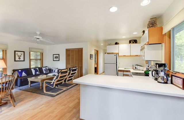 Cozy Cabin in the Woods of Madeline Island