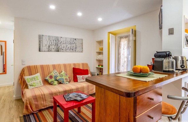 Cozy, central and quiet - CHIADO - 2 min walk from the beautiful Largo do Carmo