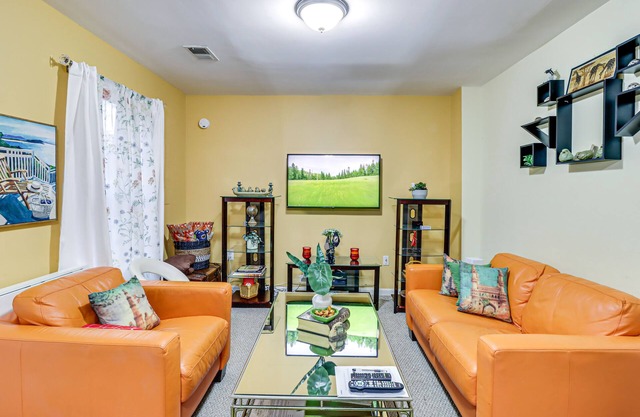 Cozy Centreville Apt: Close to Historic Sites