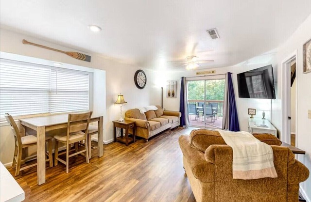 Cozy Charm | No Stairs | Big Deck | By SDC