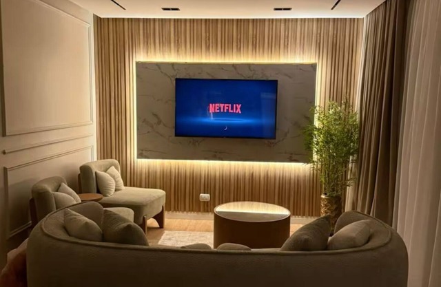 Cozy & Classy Madinaty 2BR, WI FI, Nespresso Bar, Close to Mall, Golf & Airport