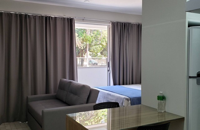 Cozy, complete apartment at Studios 910N