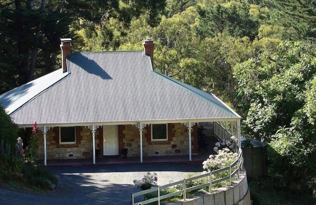 Cozy cottage with breakfast