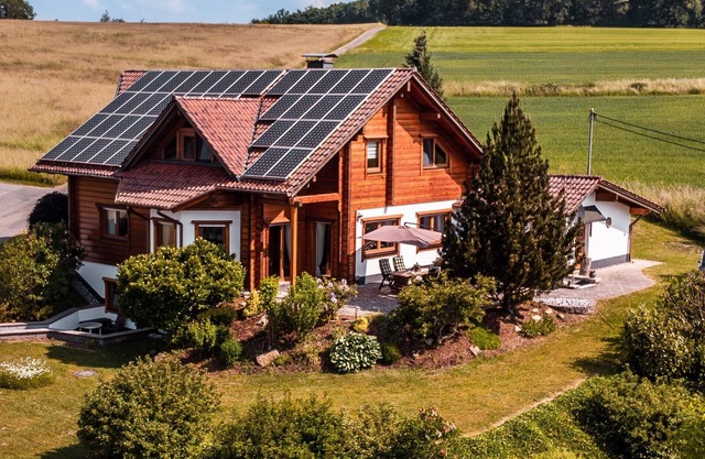 Cozy country house in a quiet location on the outskirts