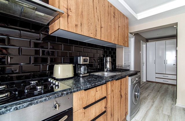 Cozy Flat 2 min to Taksim Square near Metro