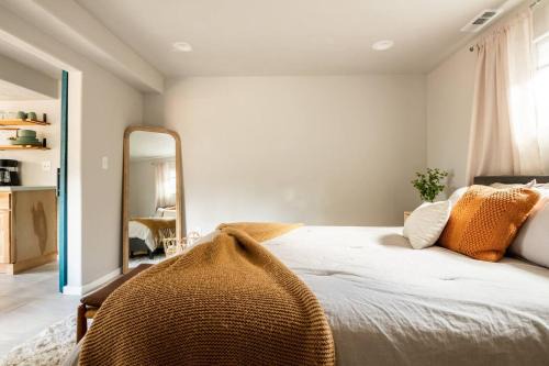 Cozy Getaway - Perfect Base for Exploring Colorado Springs