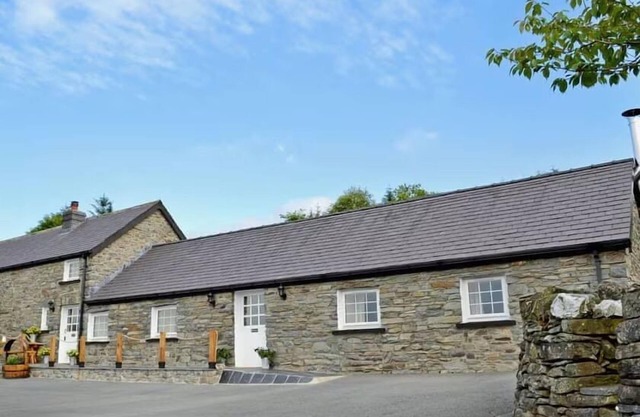 Cozy Grofftau Cottage in Ystrad Meurig