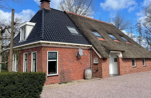 Cozy group accommodation in a wonderful environment