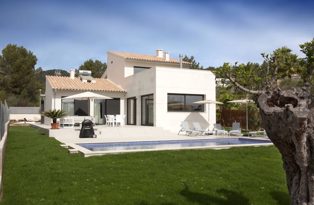 COZY HOLIDAY VILLA IN THE HEART OF MALLORCA