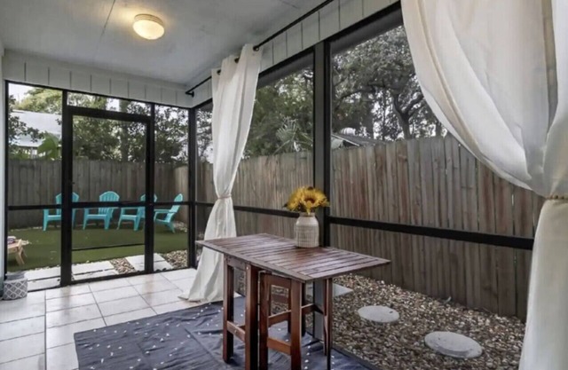 Cozy Home Getaway - Close to Beach Fun and Mayo!