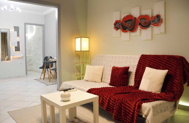 Cozy Home in Athens – Steps from Metro, Close to Acropolis, Ideal for Families!