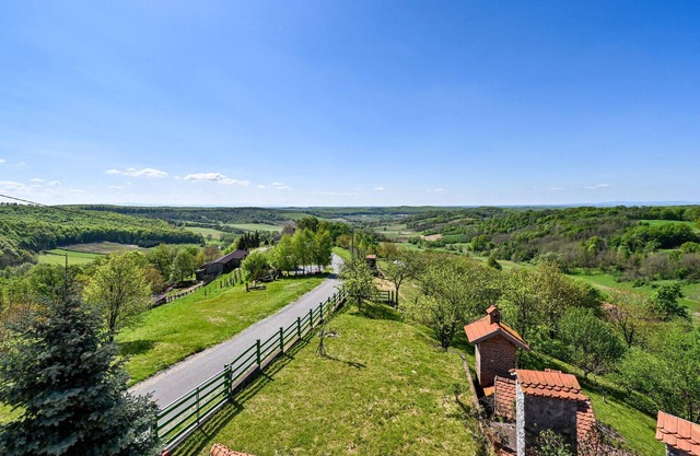 Cozy home in Ribnjacka with kitchen