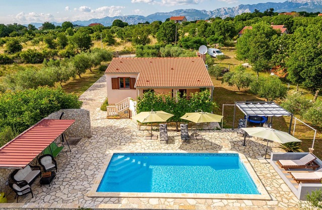 Cozy home in Slivnica