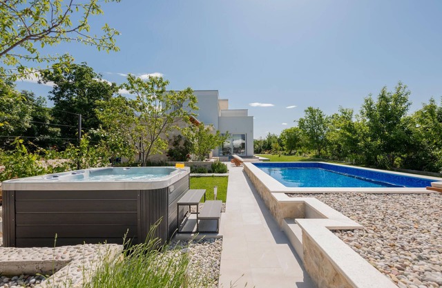 Cozy home in Veliki Brocanac