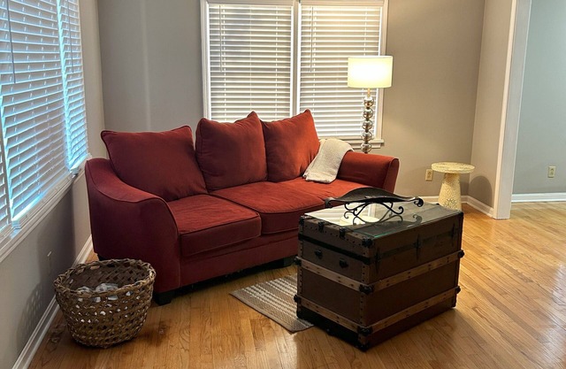 Cozy Home Near Bryant-Denny – Perfect for Football Weekends
