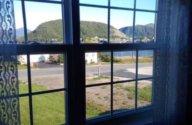 Cozy Home With A Beautiful View