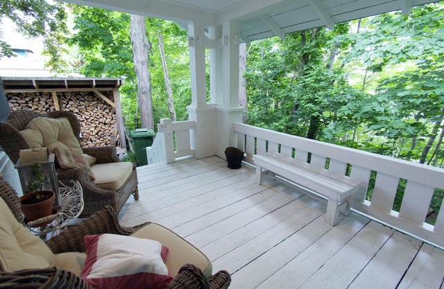 Cozy home with privacy in the heart of the Annapolis Valley