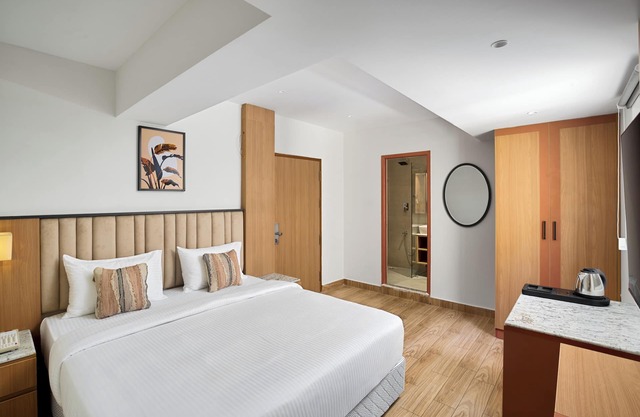 Cozy Hotel Room in heart of the city NR Apollo