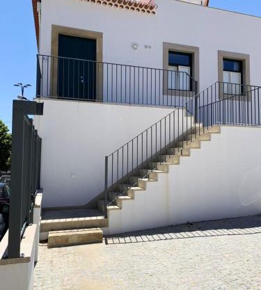 Cozy house in Castelo Branco, 60 m², city view balcony