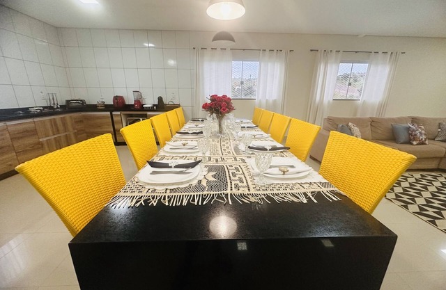 Cozy house on the shores of Lake Corumbá in Alexânia - GO