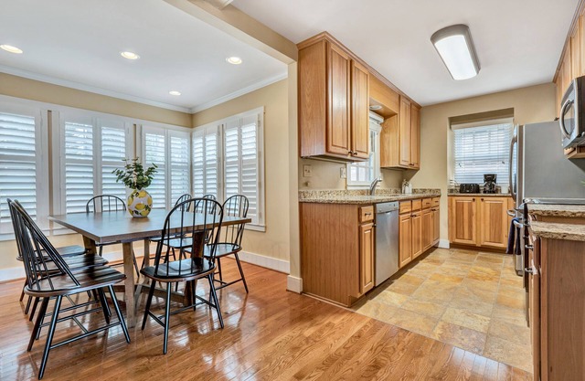 Cozy Lake-Front Home with Private Sandy Beach