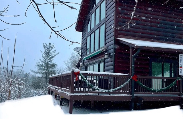 Cozy mountain adventure for all-family, friends and furry pups!