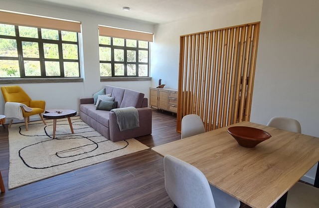 Cozy mountain house for couples or families - we're pet-friendly!