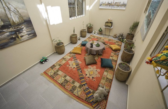 Cozy nest near the museum and cinema studios