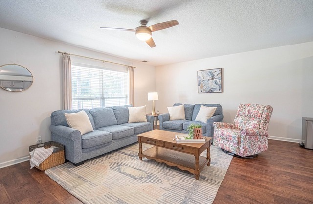 Cozy Retreat in the Heart of Statesboro