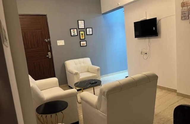 Cozy Riverview 1Bhk House in koregaon park