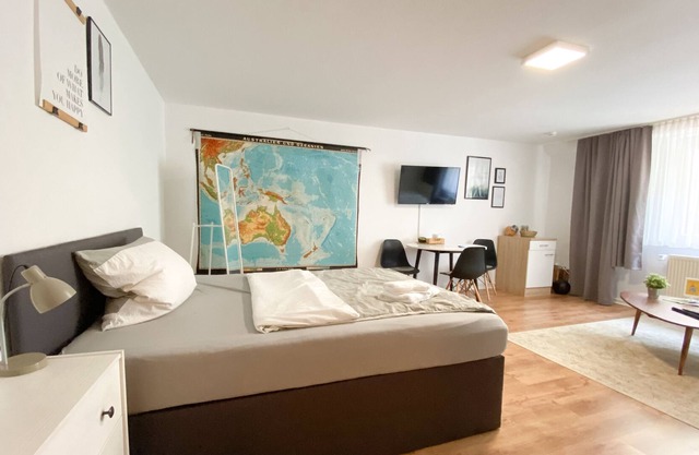 Cozy room with NETFLIX and private bathroom