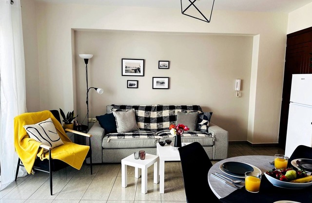 Cozy Snuggle- 2min To Beach, 6min Walk To Old Town