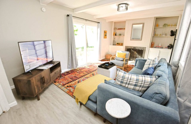 Cozy South Bend Home: 3 Blocks to Notre Dame! (815)