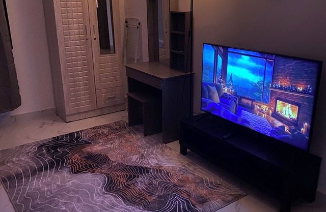 Cozy studio in charming Abu Dhabi with WiFi, AC