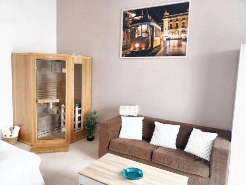 Cozy studio in Quinta do Anjo 48 m² with shared sauna