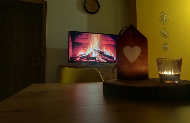 Cozy vacation apartment with large play barn, ideal for families