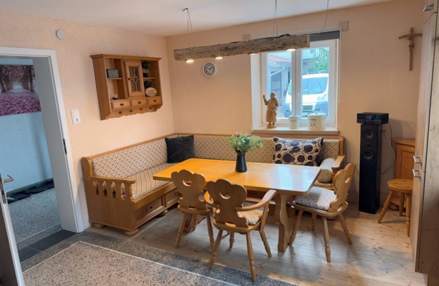 Cozy vacation apartment Upper Bavaria Lengenfeld ground floor, 4 bedrooms, newly renovated