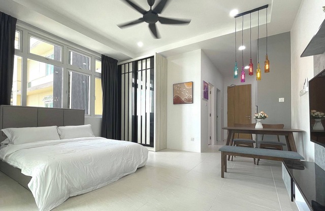 Cozzzy Hut @ Riverine Diamond Kuching 10A