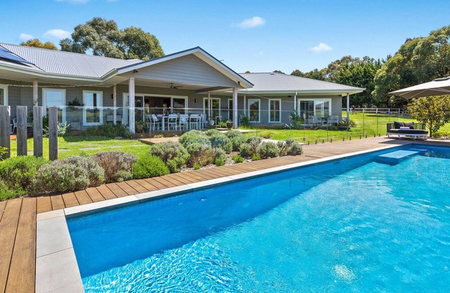 Craigie’s Hut – Luxury Accommodation on the Mornington Peninsula