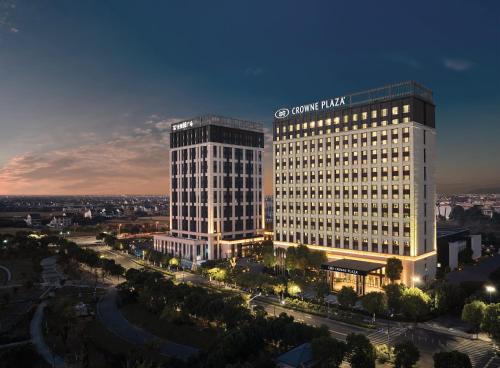 Crowne Plaza Shanghai Jinshan by IHG