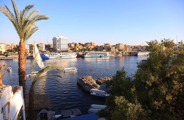 crystala guest house