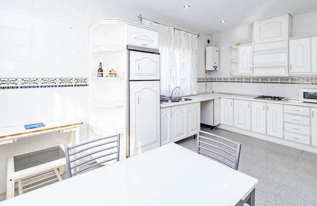 Cubo's The Count's House /Caminito del Rey /Adventure