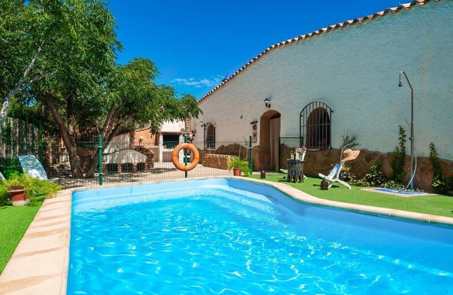 Cueva del Mesto Hinojares by Ruralidays