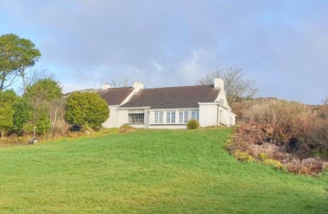 Cushatrough Claddaghduff for relaxing & adventure