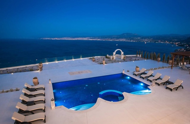 Cycladic Villa Wedding Retreat