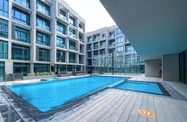 Czechin - Signature Livings