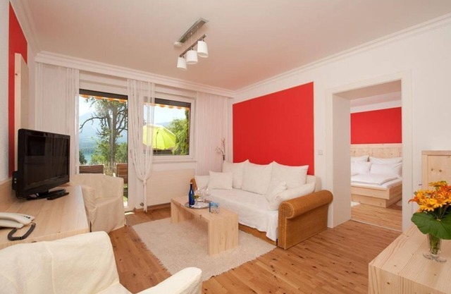 D Appartement, Terrasse und Seeblick - Biohof Naturzeit Faaker See